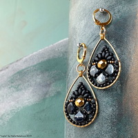 20190612-layla-earrings-8.jpg